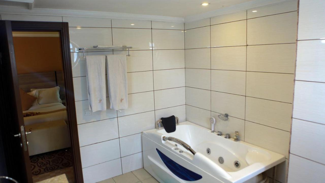 Holiday Hotel Addis Ababa Luaran gambar
